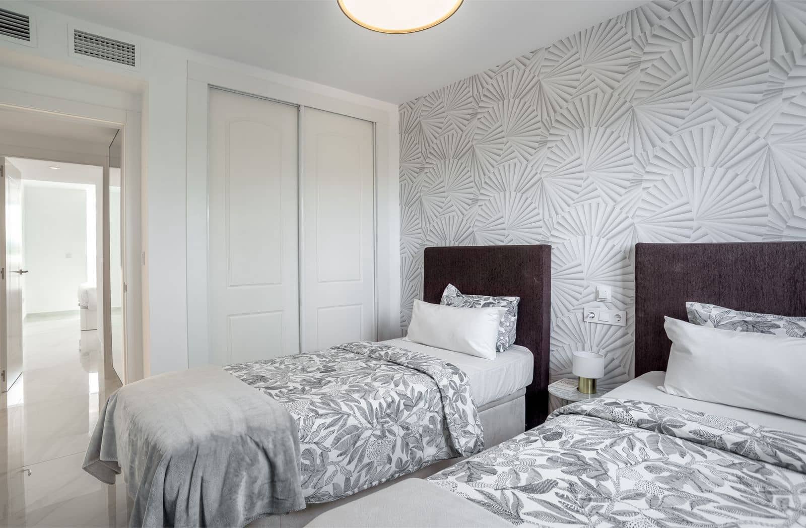 Apartamento de 2 habitaciones en Elviria en venta - 549.000 € (Ref: 10097797)