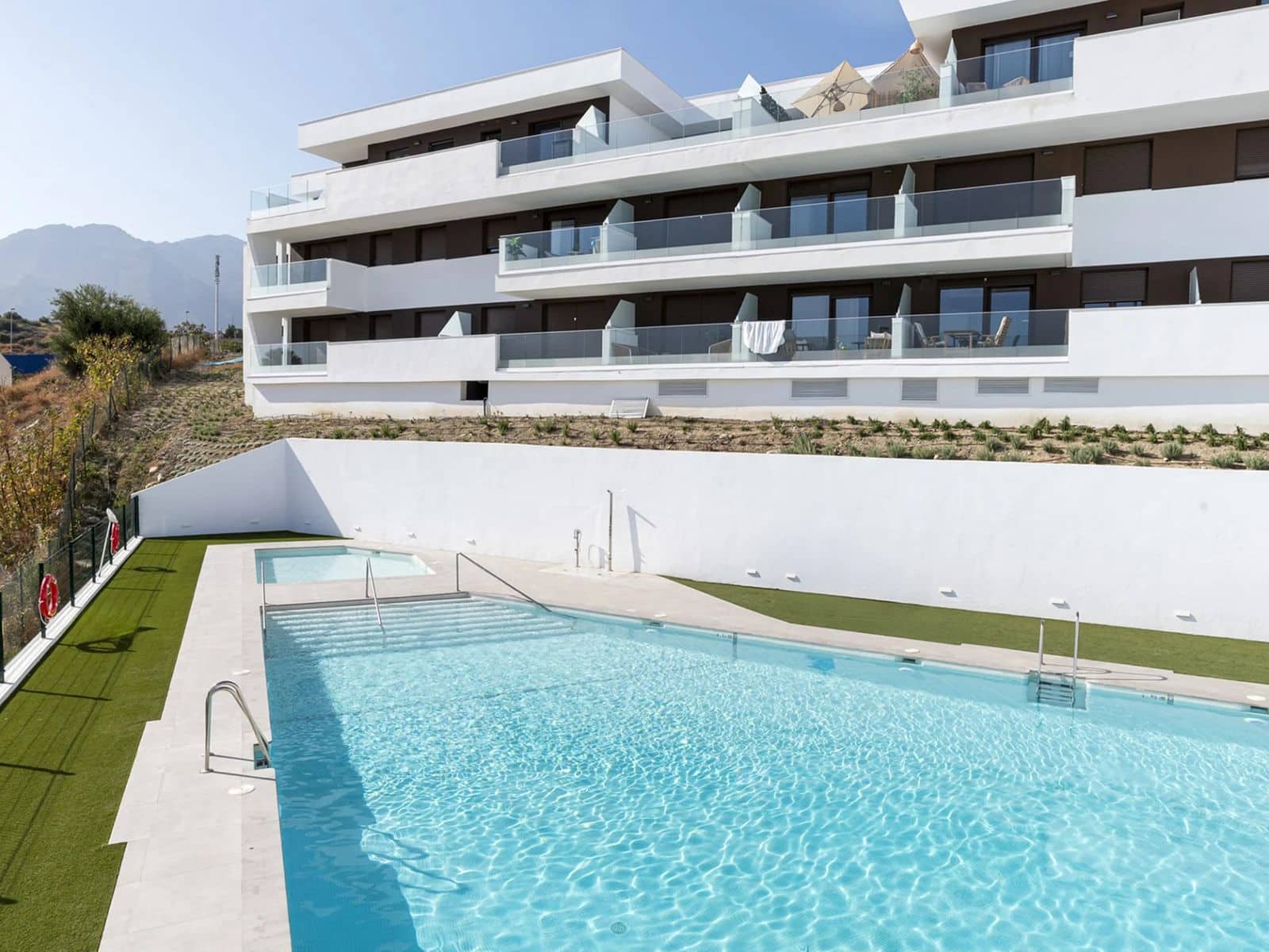 3 makuuhuone Huoneisto myytävänä paikassa Estepona mukana uima-altaan 
autotalli - 450 000 € (Ref: 10097798)