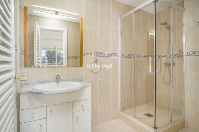 2 soverom Leilighet til salgs i Nueva Andalucia, Marbella - € 535 000 (Ref: 10097799)
