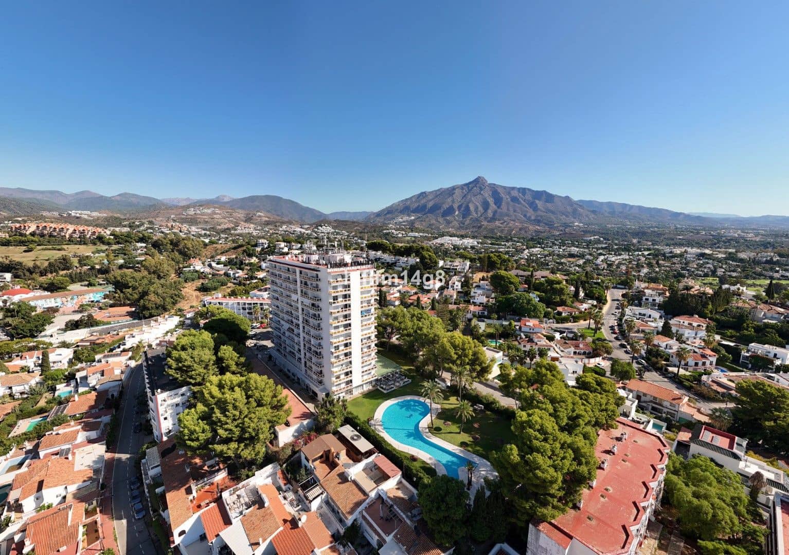 2 soverom Leilighet til salgs i Nueva Andalucia - € 535 000 (Ref: 10097799)