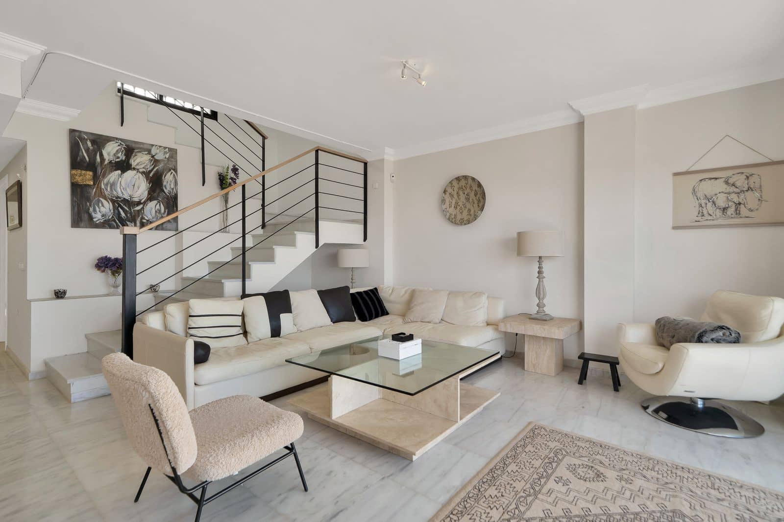 Pareado de 3 habitaciones en La Mairena en venta - 580.000 € (Ref: 10097801)