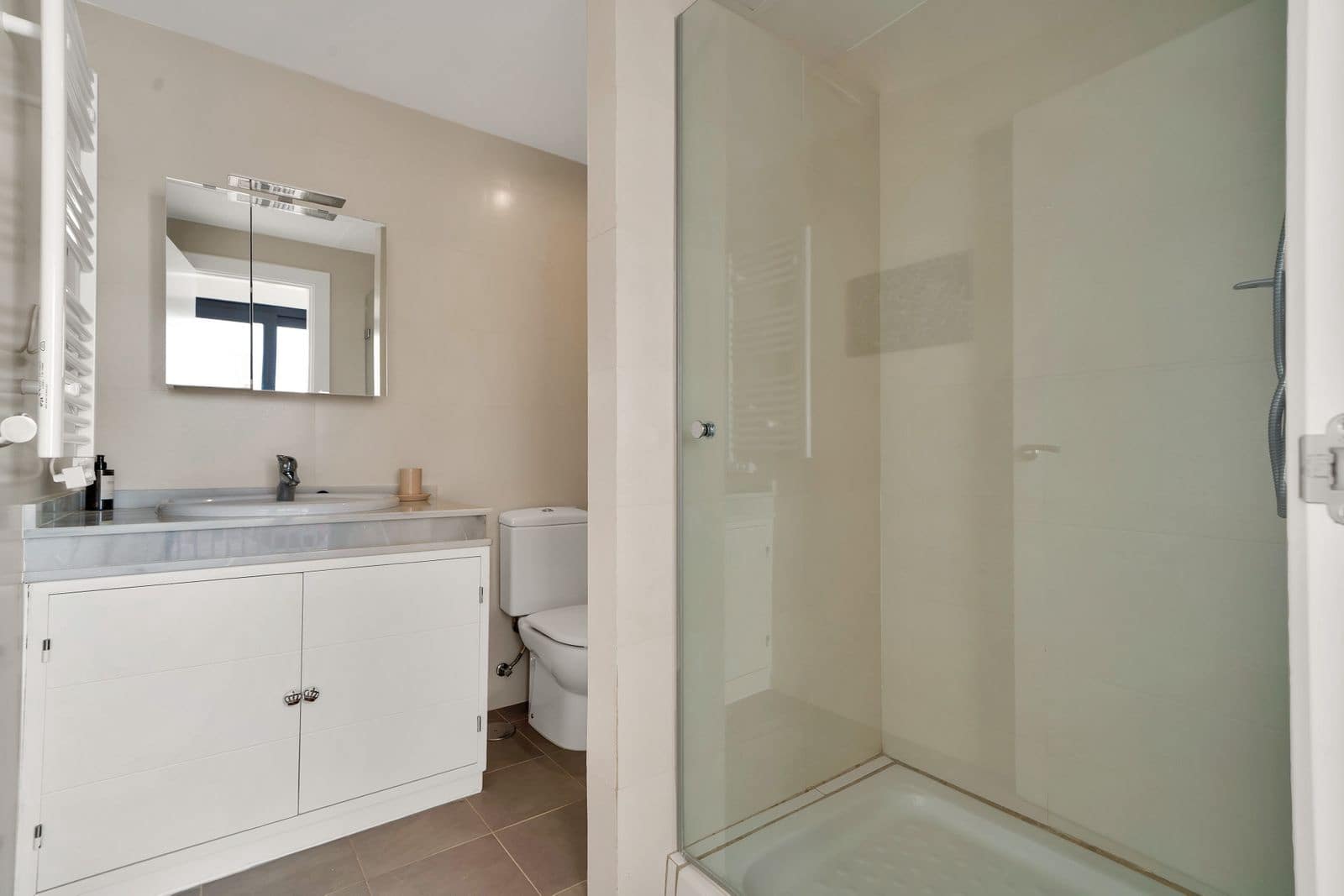 Pareado de 3 habitaciones en La Mairena en venta - 580.000 € (Ref: 10097801)
