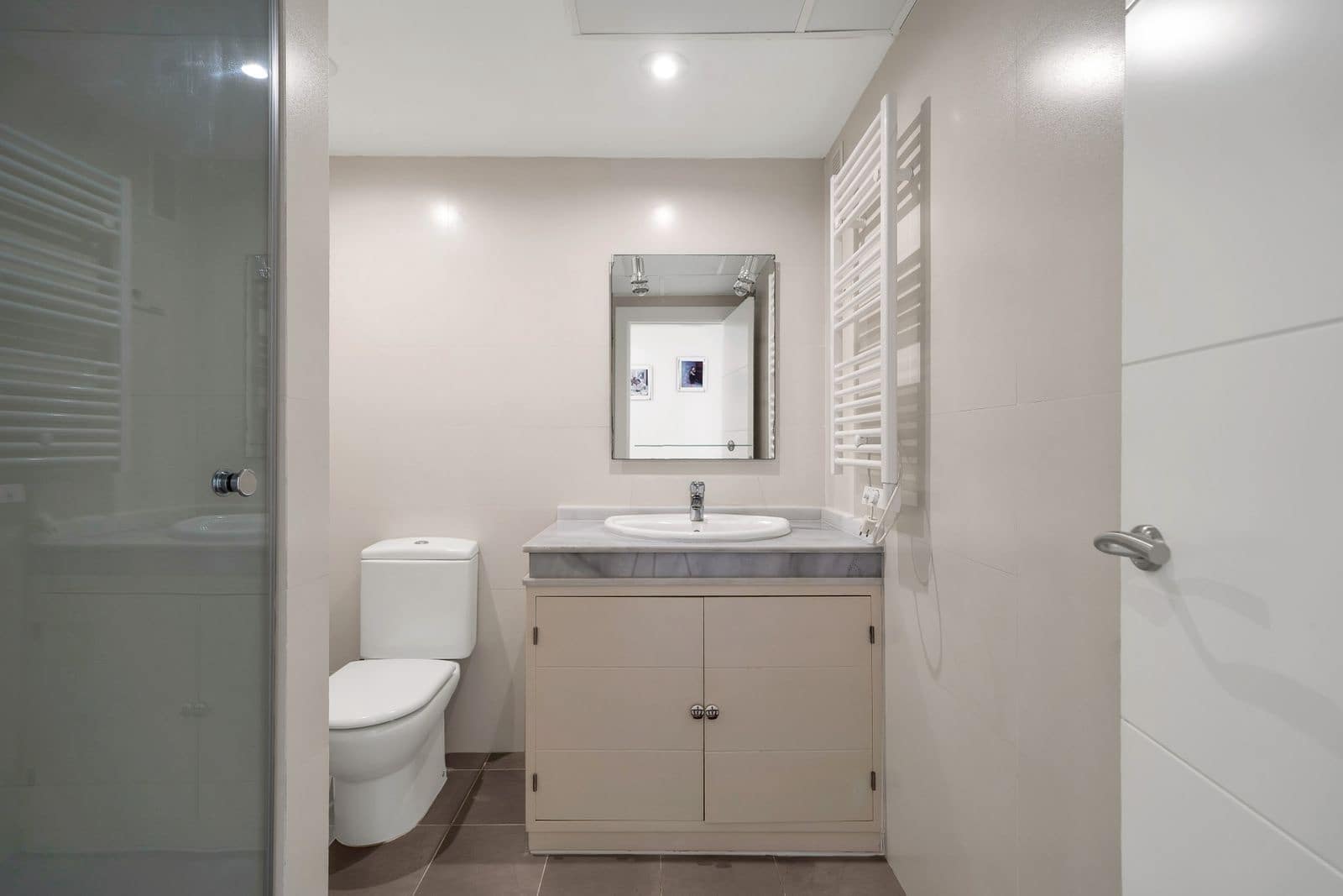 Pareado de 3 habitaciones en La Mairena en venta - 580.000 € (Ref: 10097801)