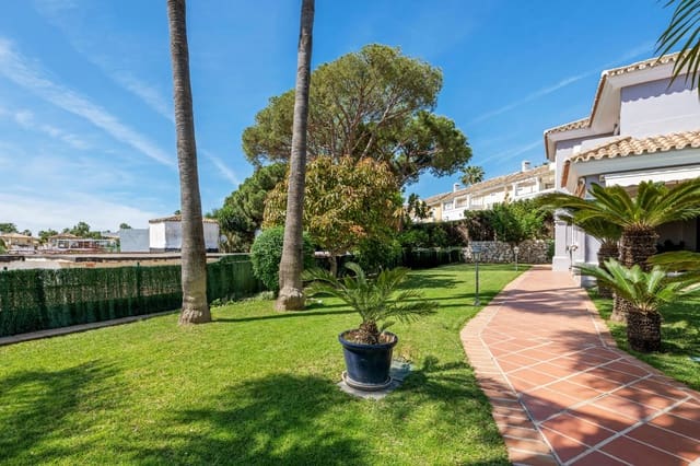 3 sypialnia Willa na sprzedaż w Atalaya-Isdabe, Estepona - 1 200 000 € (Ref: 10097802)