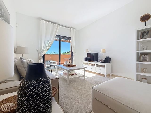 2 makuuhuone Kattohuoneisto myytävänä paikassa Manilva - 305 000 € (Ref: 10097803)