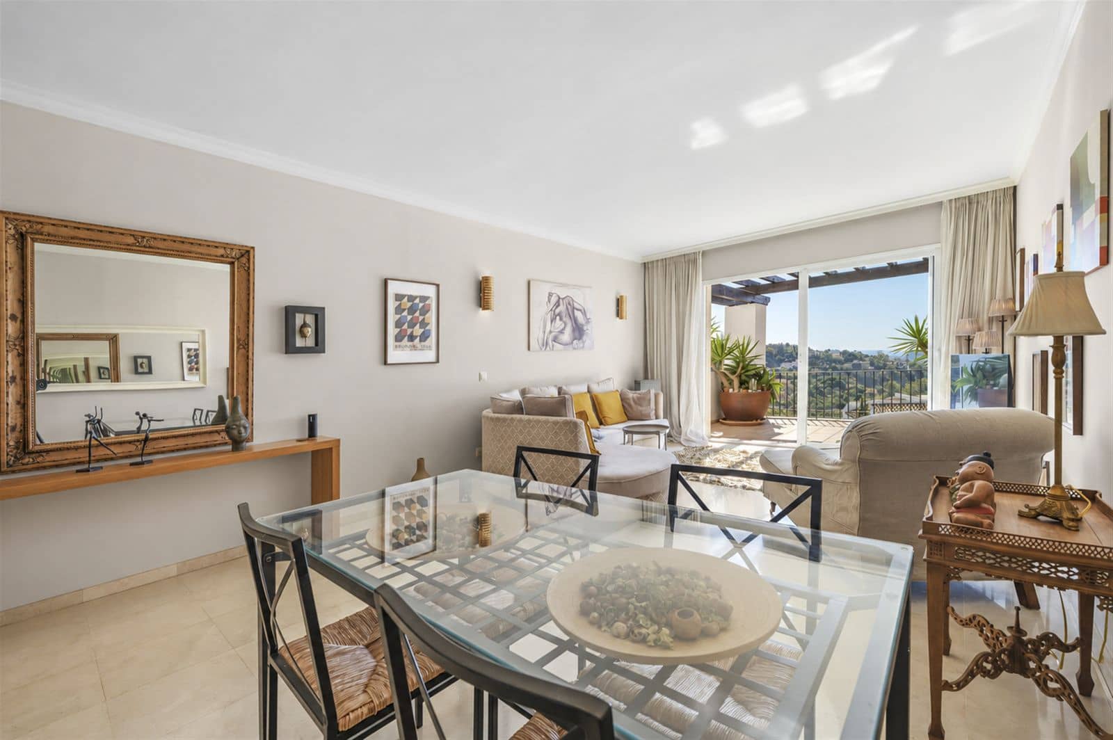 3 bedroom Penthouse for sale in Benahavis - € 650,000 (Ref: 10097807)