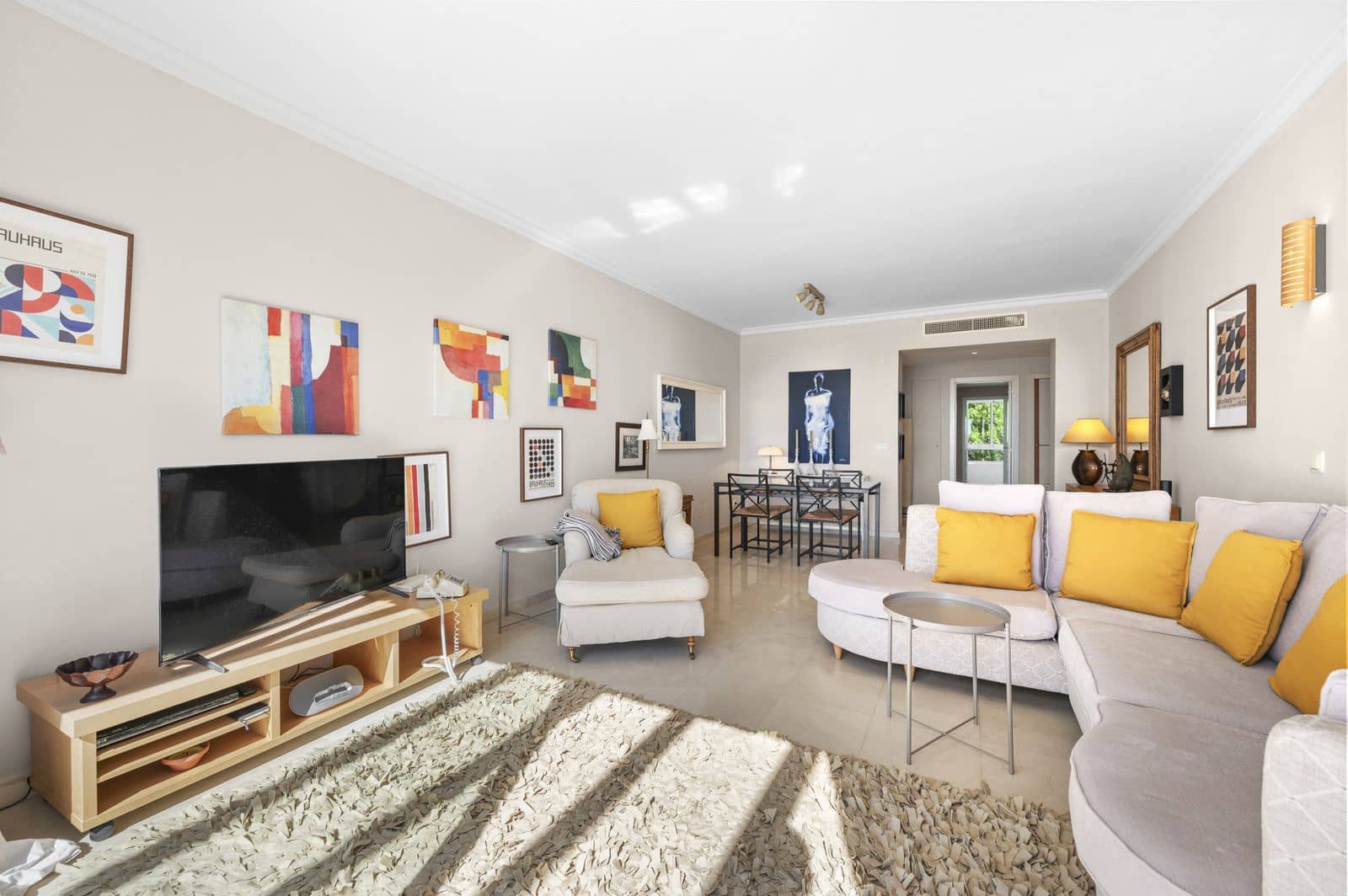 3 bedroom Penthouse for sale in Benahavis - € 650,000 (Ref: 10097807)