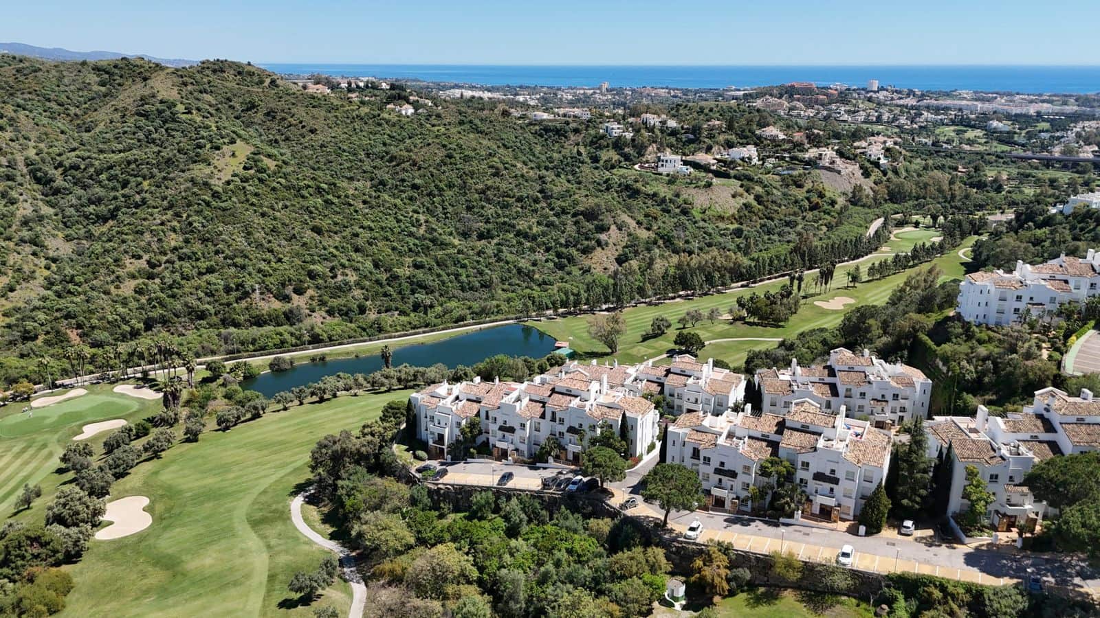 3 bedroom Penthouse for sale in Benahavis - € 650,000 (Ref: 10097807)