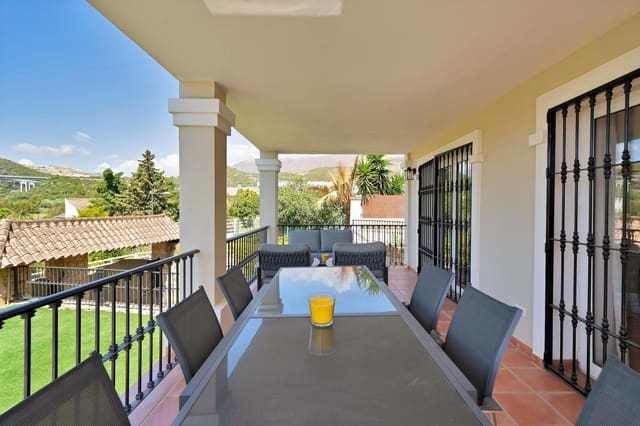 3 chambre Villa/Maison à vendre à Estepona avec piscine garage - 1 279 000 € (Ref: 10097808)