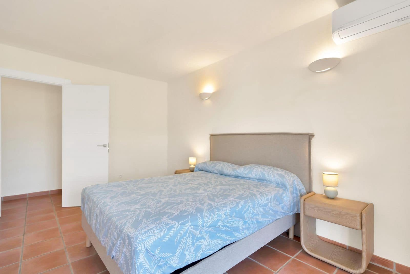 3 sovrum Villa till salu i Estepona - 1 279 000 € (Ref: 10097808)