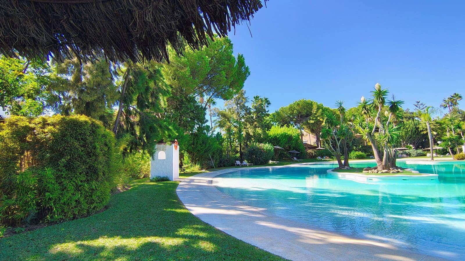 3 makuuhuone Huoneisto myytävänä paikassa Guadalmina - 745 000 € (Ref: 10097811)