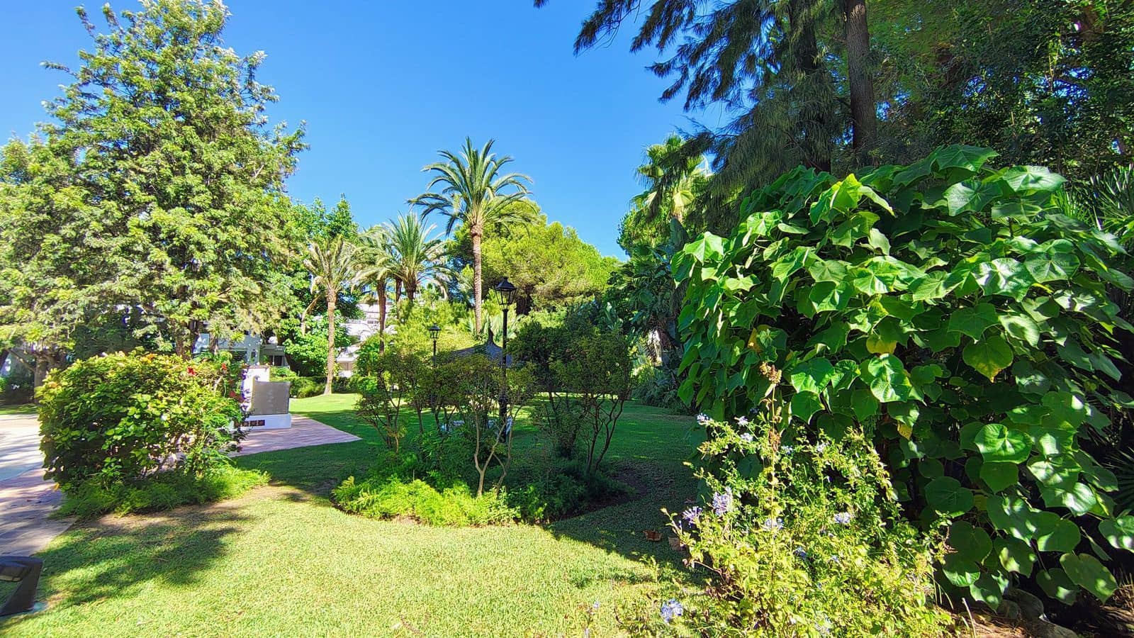 3 makuuhuone Huoneisto myytävänä paikassa Guadalmina - 745 000 € (Ref: 10097811)