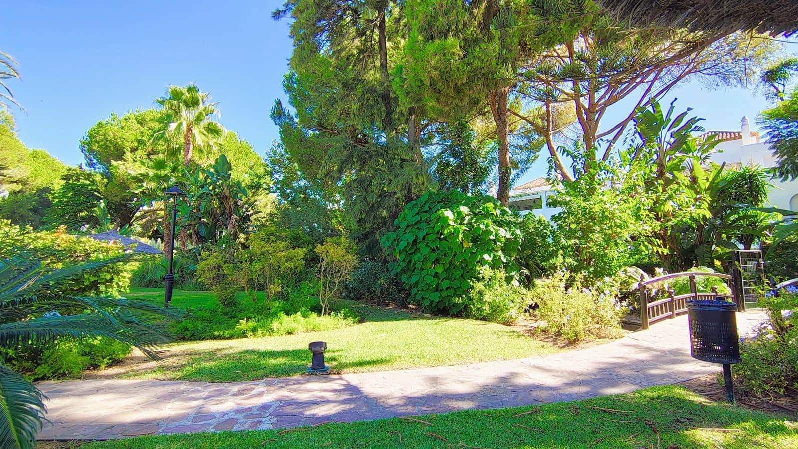 3 makuuhuone Huoneisto myytävänä paikassa Guadalmina - 745 000 € (Ref: 10097811)