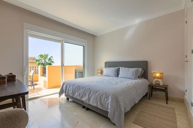 2 chambre Appartement à vendre à Nueva Andalucia, Marbella - 555 000 € (Ref: 10097812)