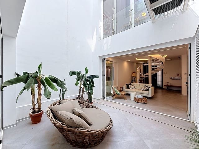 3 Zimmer Haus zu verkaufen in Málaga Stadt - 975.000 € (Ref: 10097814)