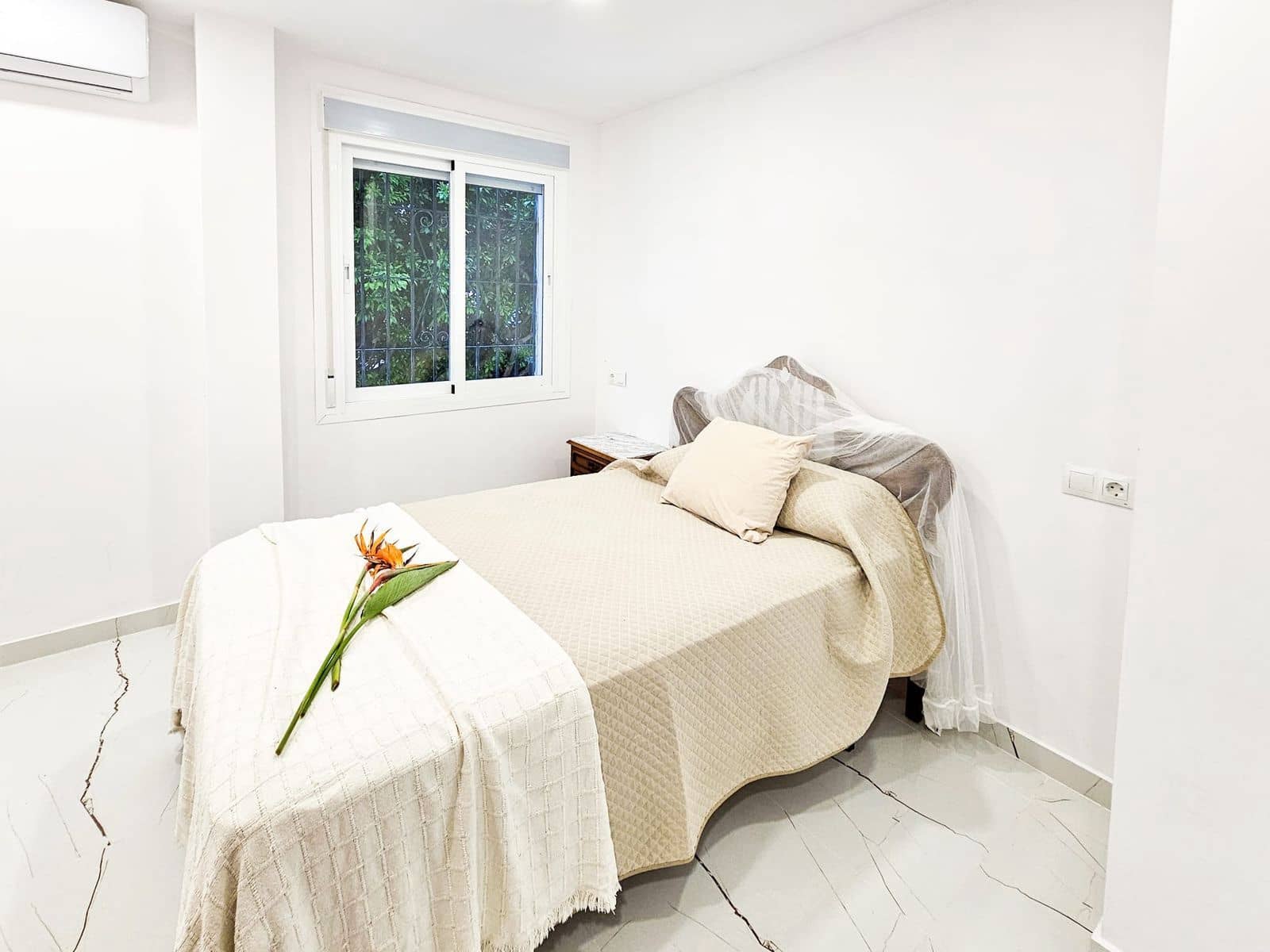 2 soveværelse Lejlighed til salg i Marbella - € 390.000 (Ref: 10097815)
