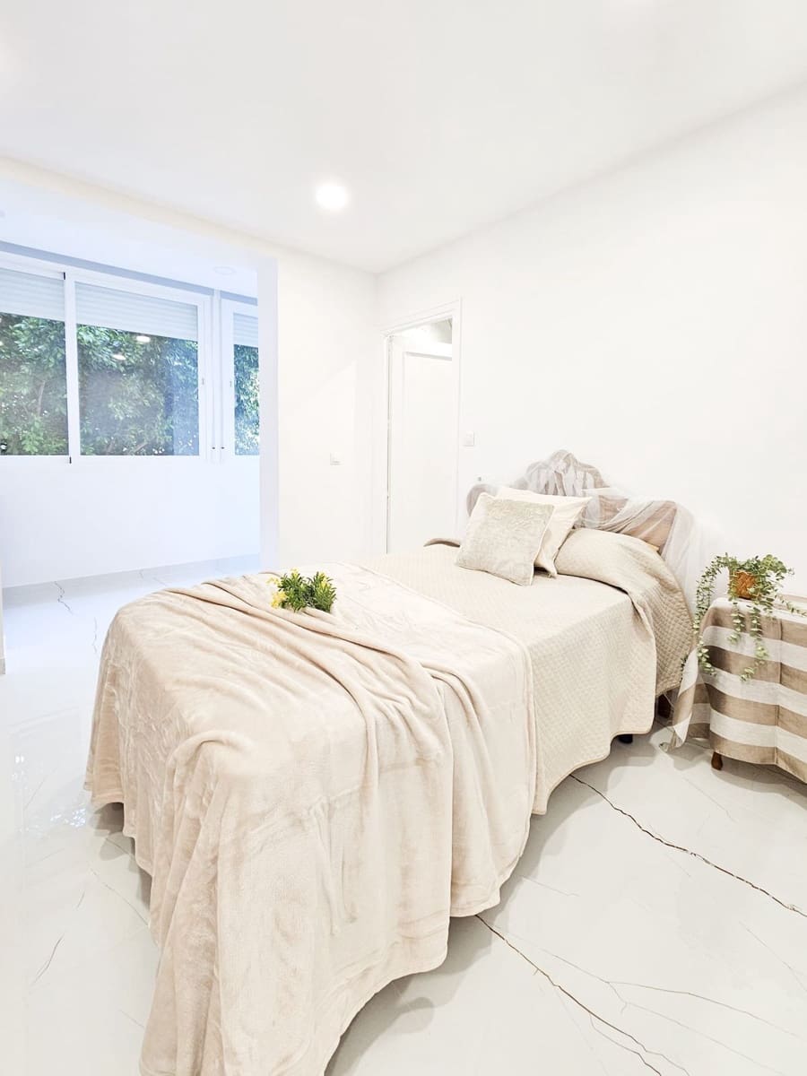 2 soveværelse Lejlighed til salg i Marbella - € 390.000 (Ref: 10097815)