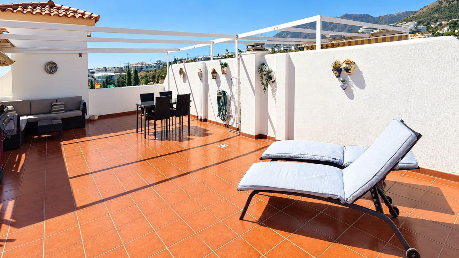 2 bedroom Penthouse for sale in Benalmadena - € 349,000 (Ref: 10097818)