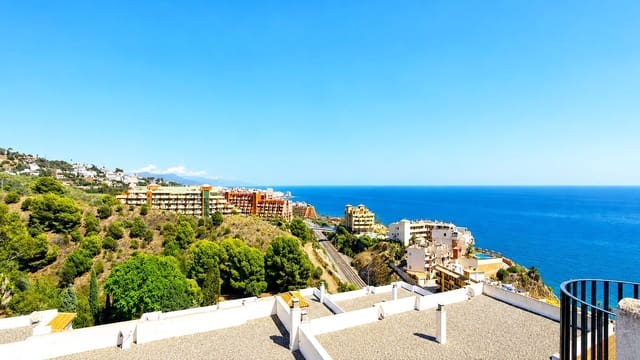 Ático de 2 habitaciones en Benalmádena en venta con piscina garaje - 349.000 € (Ref: 10097818)