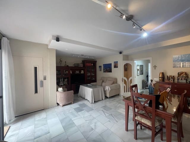 3 Zimmer Haus zu verkaufen in Benalmádena - 528.000 € (Ref: 10097819)