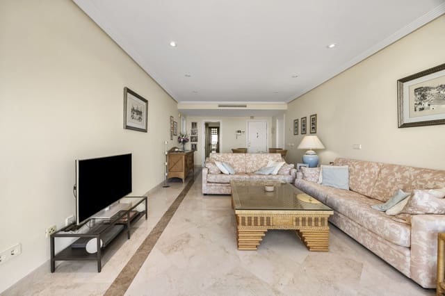 3 bedroom Penthouse for sale in Benahavís - € 685,000 (Ref: 10097825)