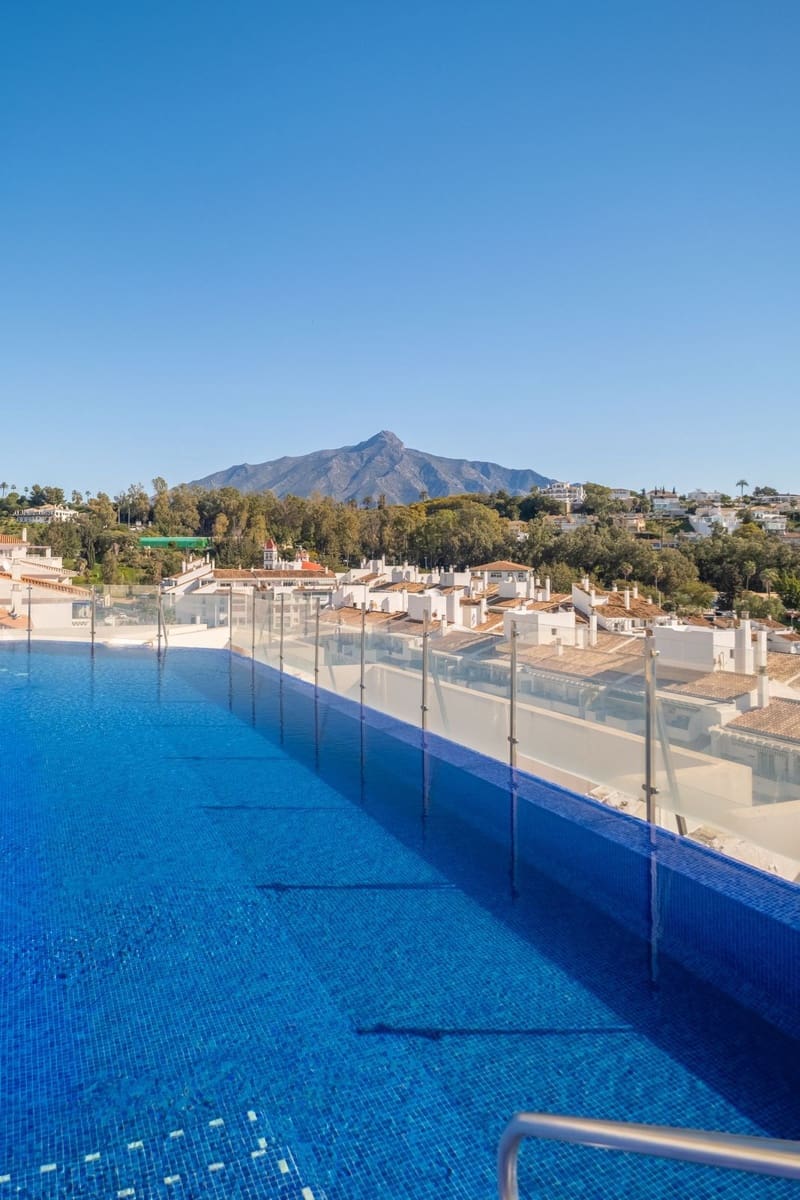 3 slaapkamer Appartement te koop in Nueva Andalucia - € 510.000 (Ref: 10097826)