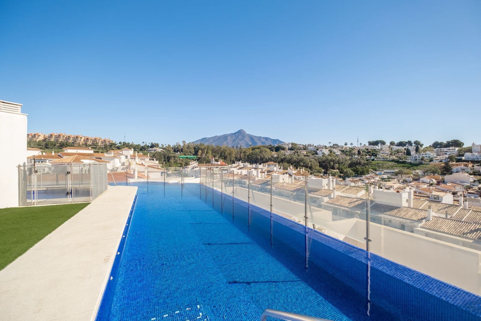 3 slaapkamer Appartement te koop in Nueva Andalucia - € 510.000 (Ref: 10097826)