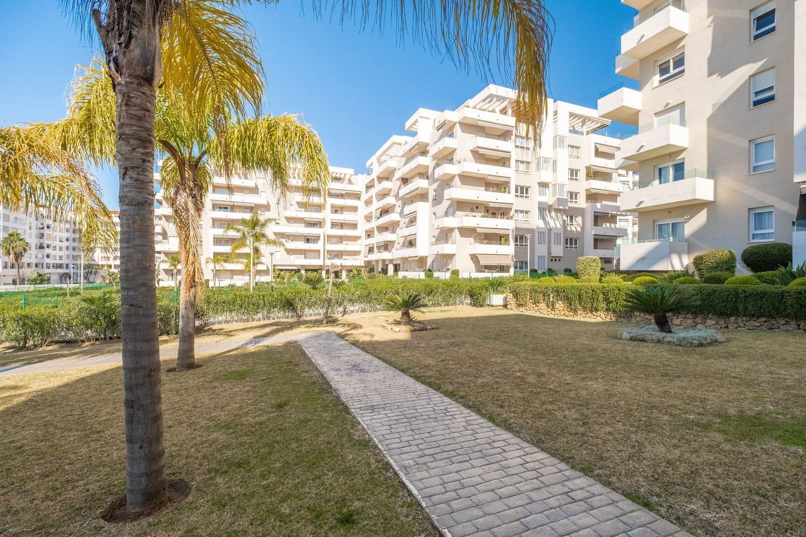 3 slaapkamer Appartement te koop in Nueva Andalucia - € 510.000 (Ref: 10097826)