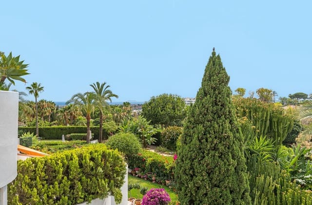 2 chambre Appartement à vendre à Golden Mile, Marbella avec piscine garage - 900 000 € (Ref: 10097827)