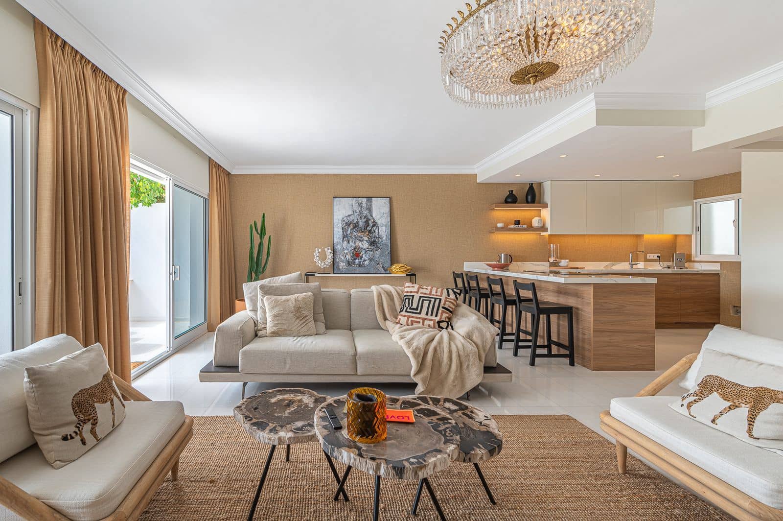 2 chambre Appartement à vendre à Golden Mile avec piscine garage - 900 000 € (Ref: 10097827)