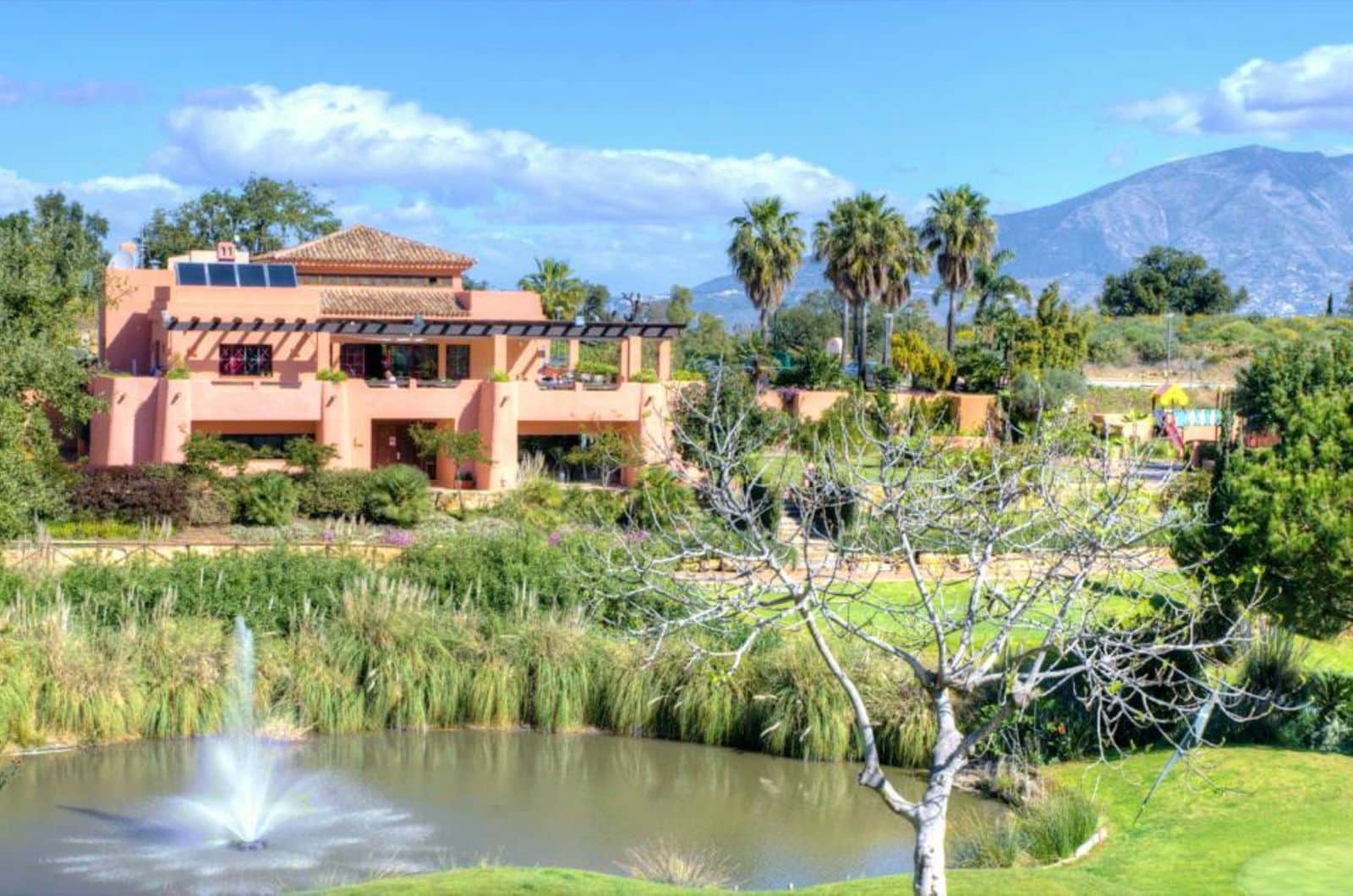 2 slaapkamer Appartement te koop in La Mairena - € 445.000 (Ref: 10097829)