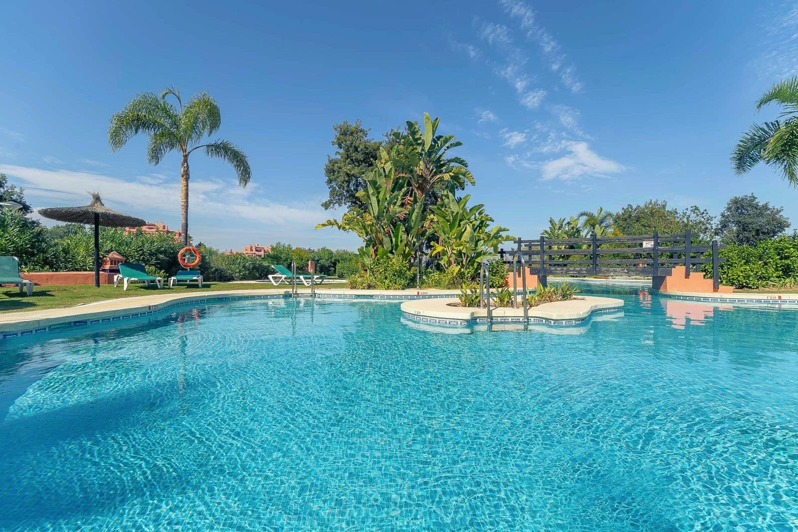 2 slaapkamer Appartement te koop in La Mairena - € 445.000 (Ref: 10097829)