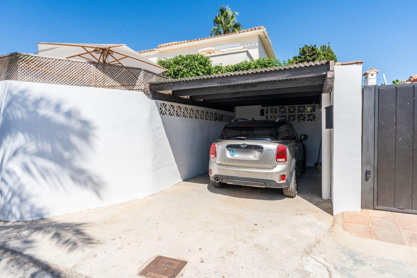 3 soverom Villa til salgs i Marbesa - € 1 650 000 (Ref: 10097831)