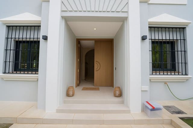 4 sovrum Semi-fristående Villa till salu i Sotogrande Alto, San Roque - 1 499 999 € (Ref: 10097832)