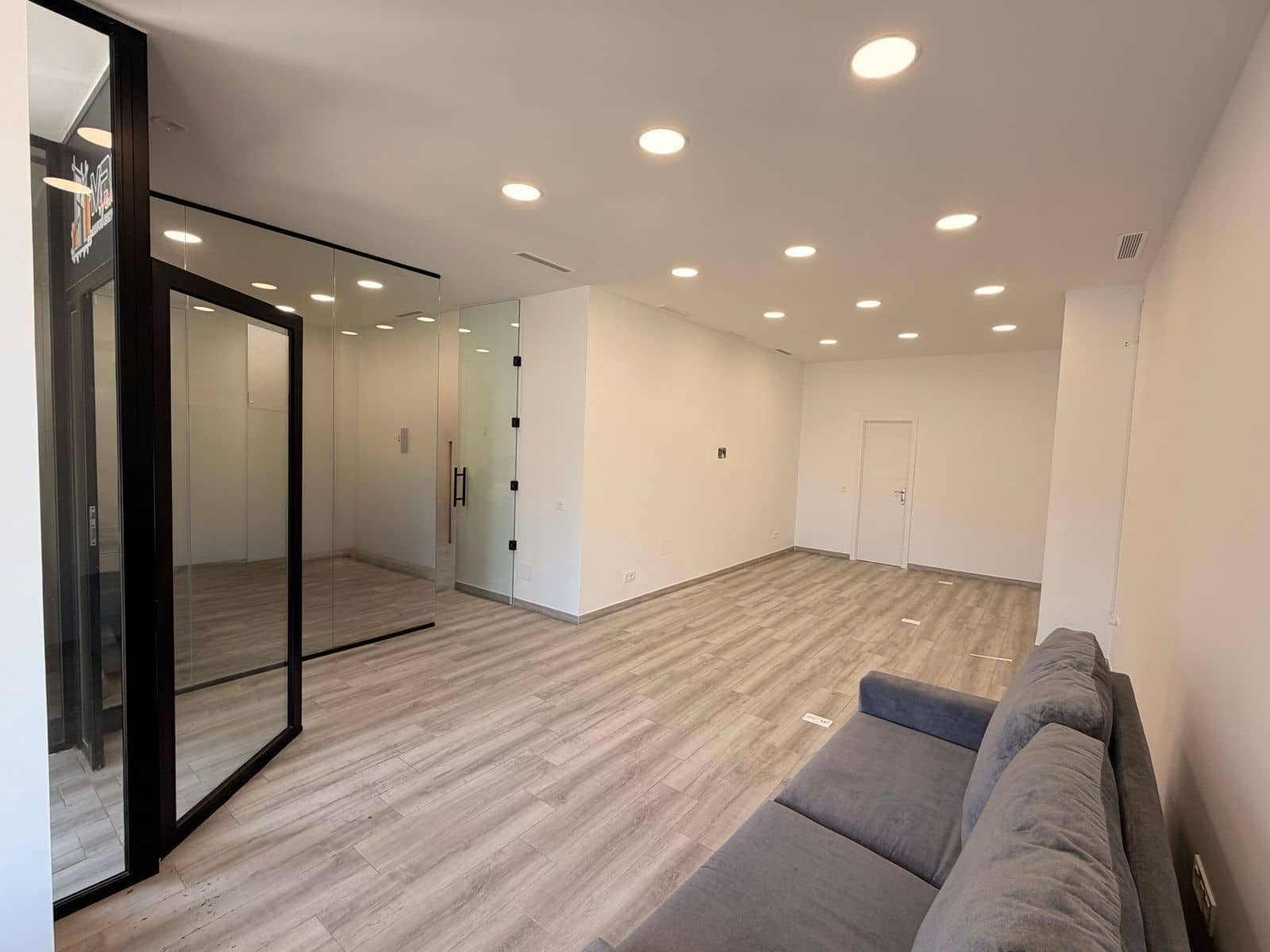 Kontor till salu i Marbella - 340 000 € (Ref: 10097834)