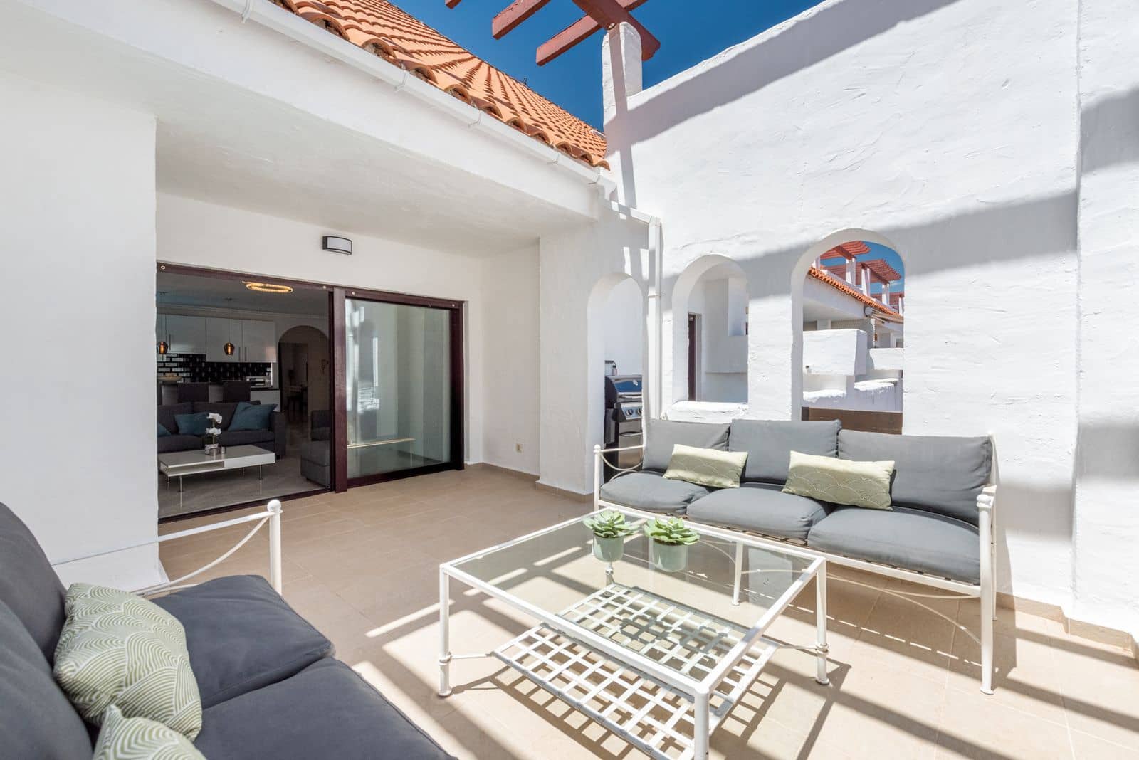 3 soveværelse Lejlighed til salg i Nueva Andalucia - € 649.000 (Ref: 10097838)