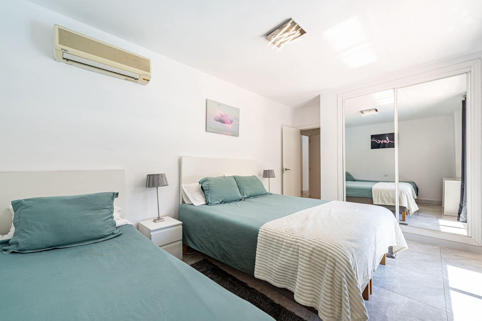 3 soveværelse Lejlighed til salg i Nueva Andalucia - € 649.000 (Ref: 10097838)