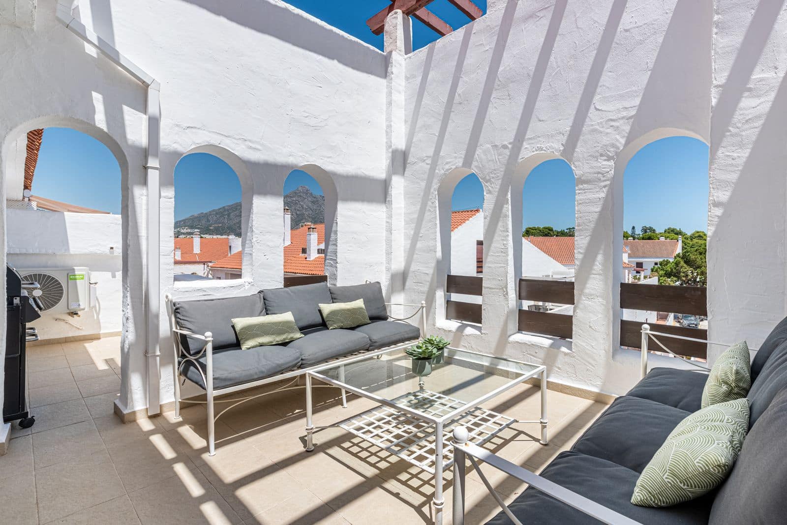 3 soveværelse Lejlighed til salg i Nueva Andalucia - € 649.000 (Ref: 10097838)