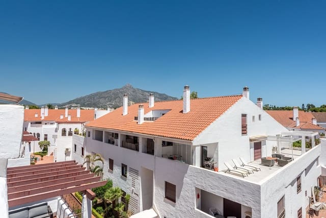 3 soveværelse Lejlighed til salg i Nueva Andalucia, Marbella - € 649.000 (Ref: 10097838)