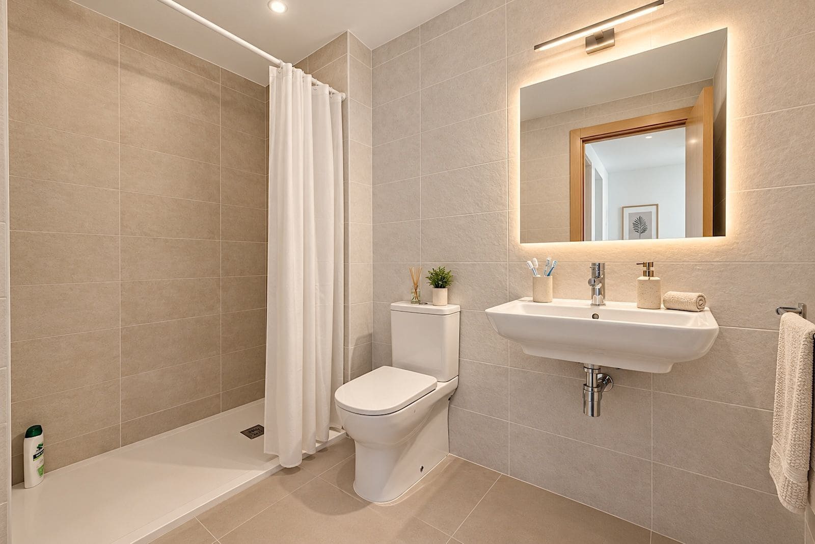 2 bedroom Apartment for sale in Estepona with pool garage - € 535,000 (Ref: 10097839)