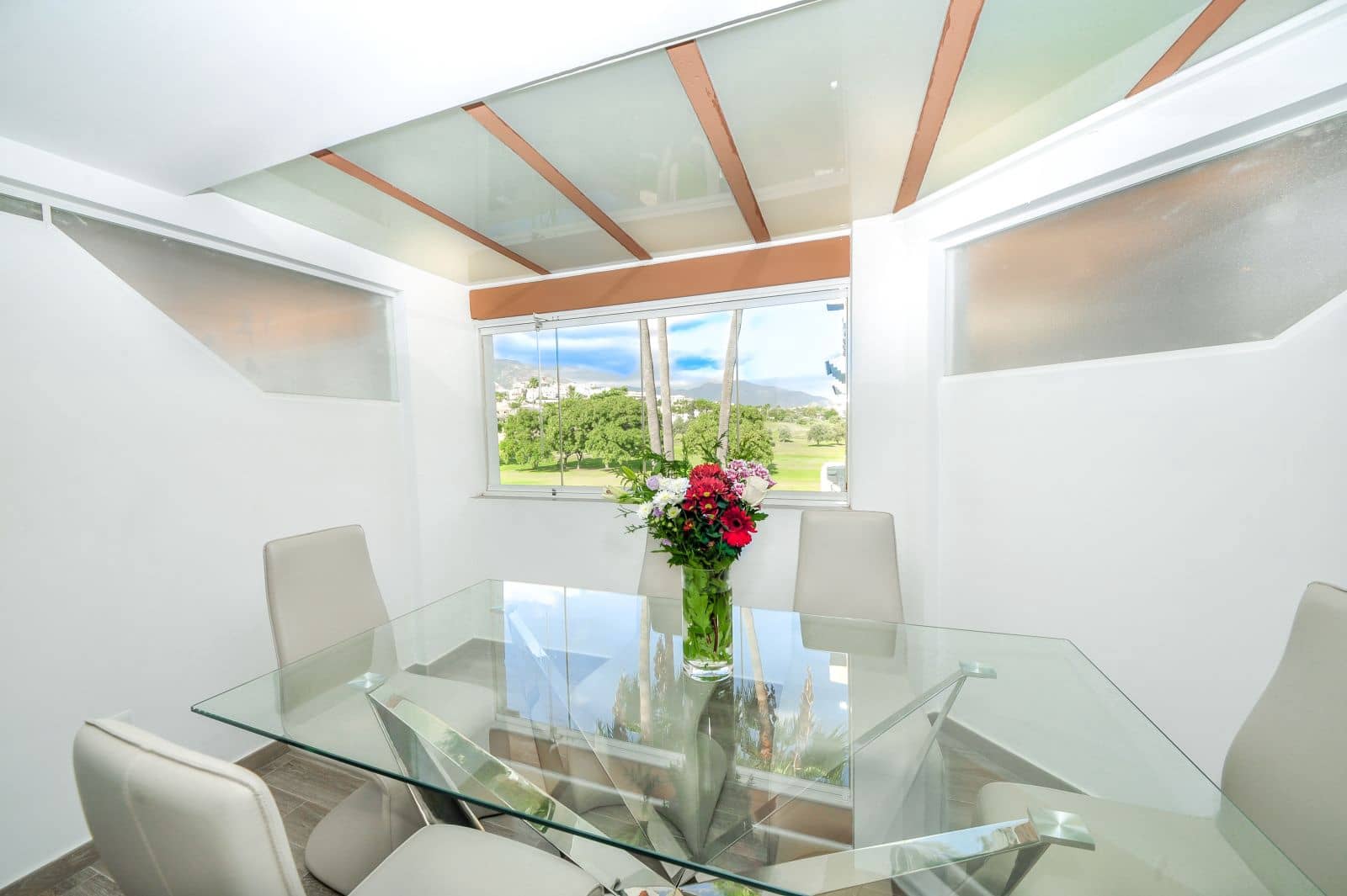 2 makuuhuone Kattohuoneisto myytävänä paikassa Mijas Golf - 375 000 € (Ref: 10097841)