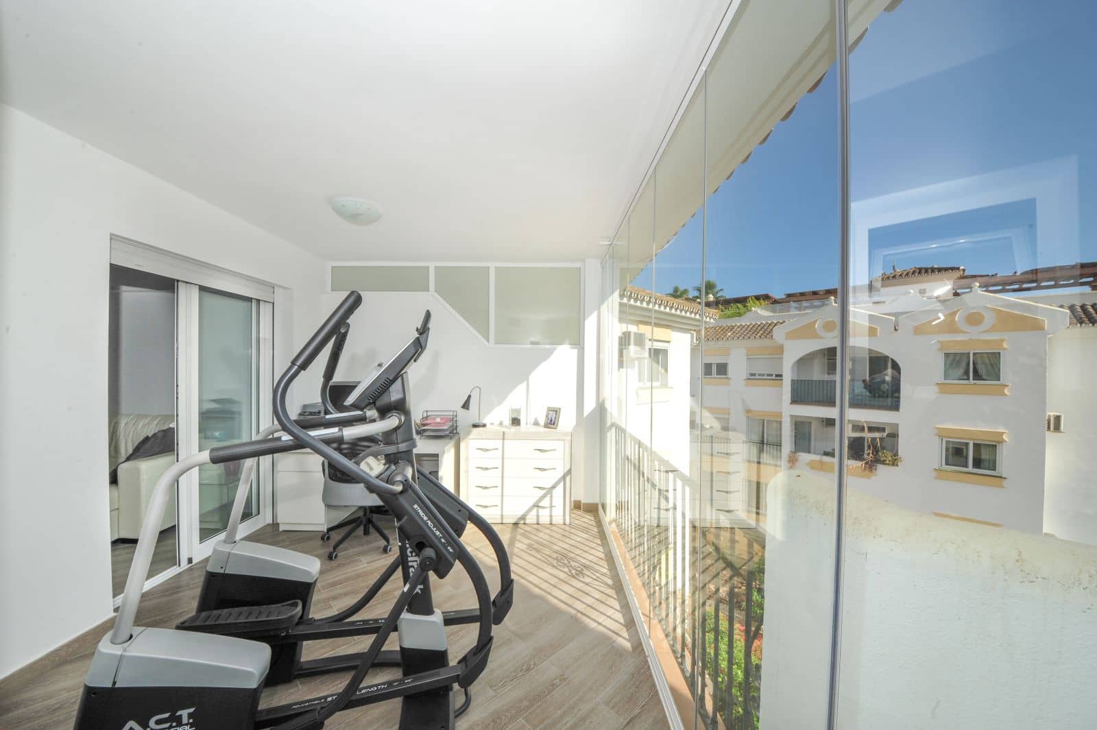 2 makuuhuone Kattohuoneisto myytävänä paikassa Mijas Golf - 375 000 € (Ref: 10097841)