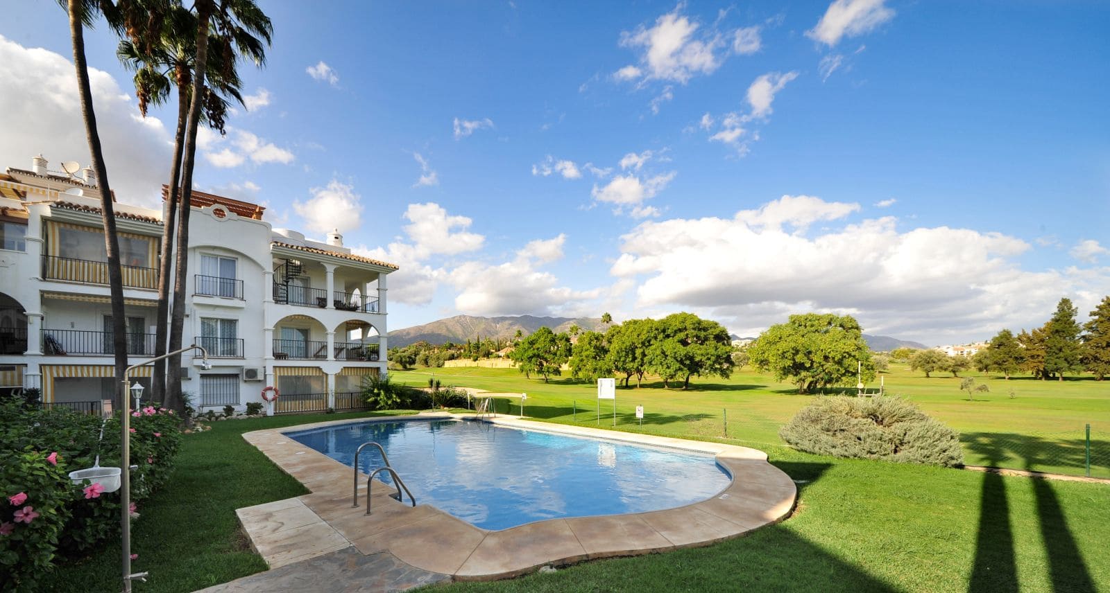 2 makuuhuone Kattohuoneisto myytävänä paikassa Mijas Golf - 375 000 € (Ref: 10097841)