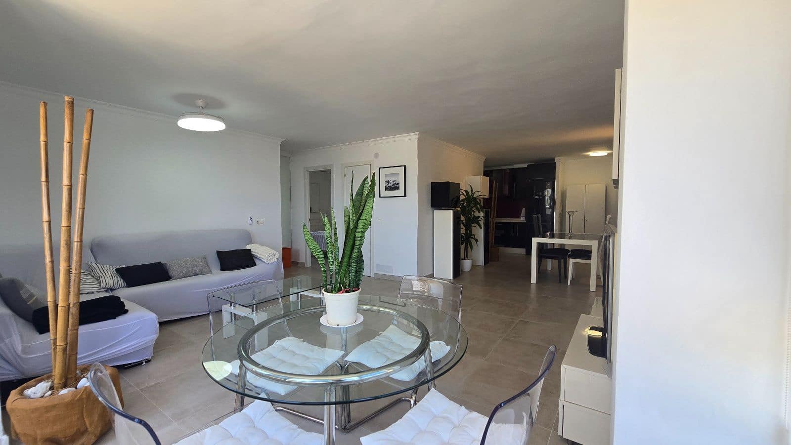 Apartamento de 2 habitaciones en Benalmádena en venta - 699.000 € (Ref: 10097845)