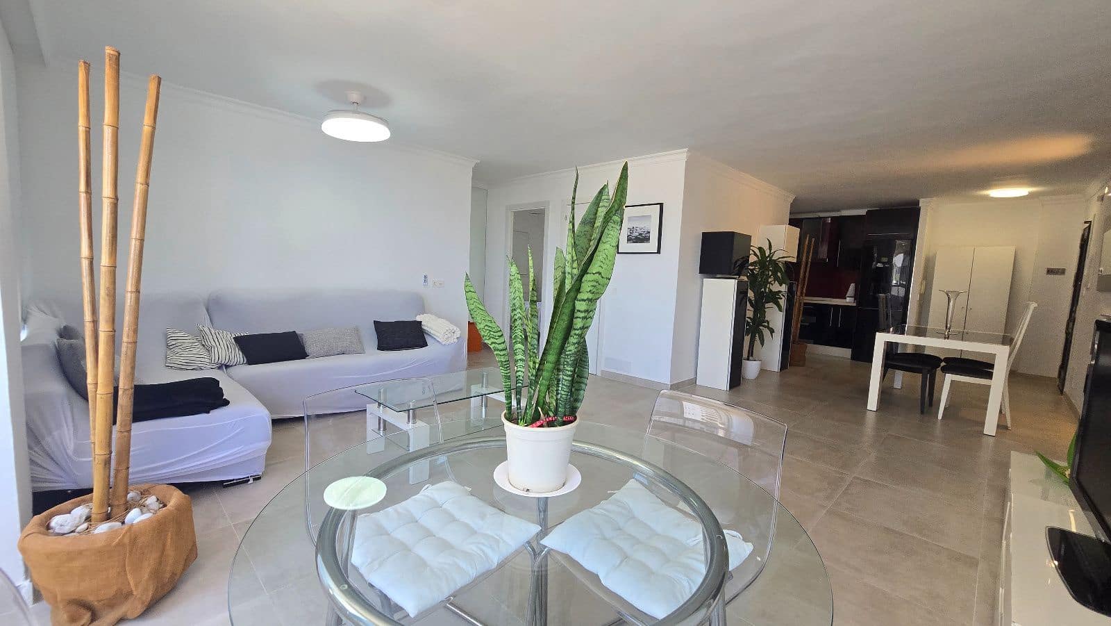 Apartamento de 2 habitaciones en Benalmádena en venta - 699.000 € (Ref: 10097845)