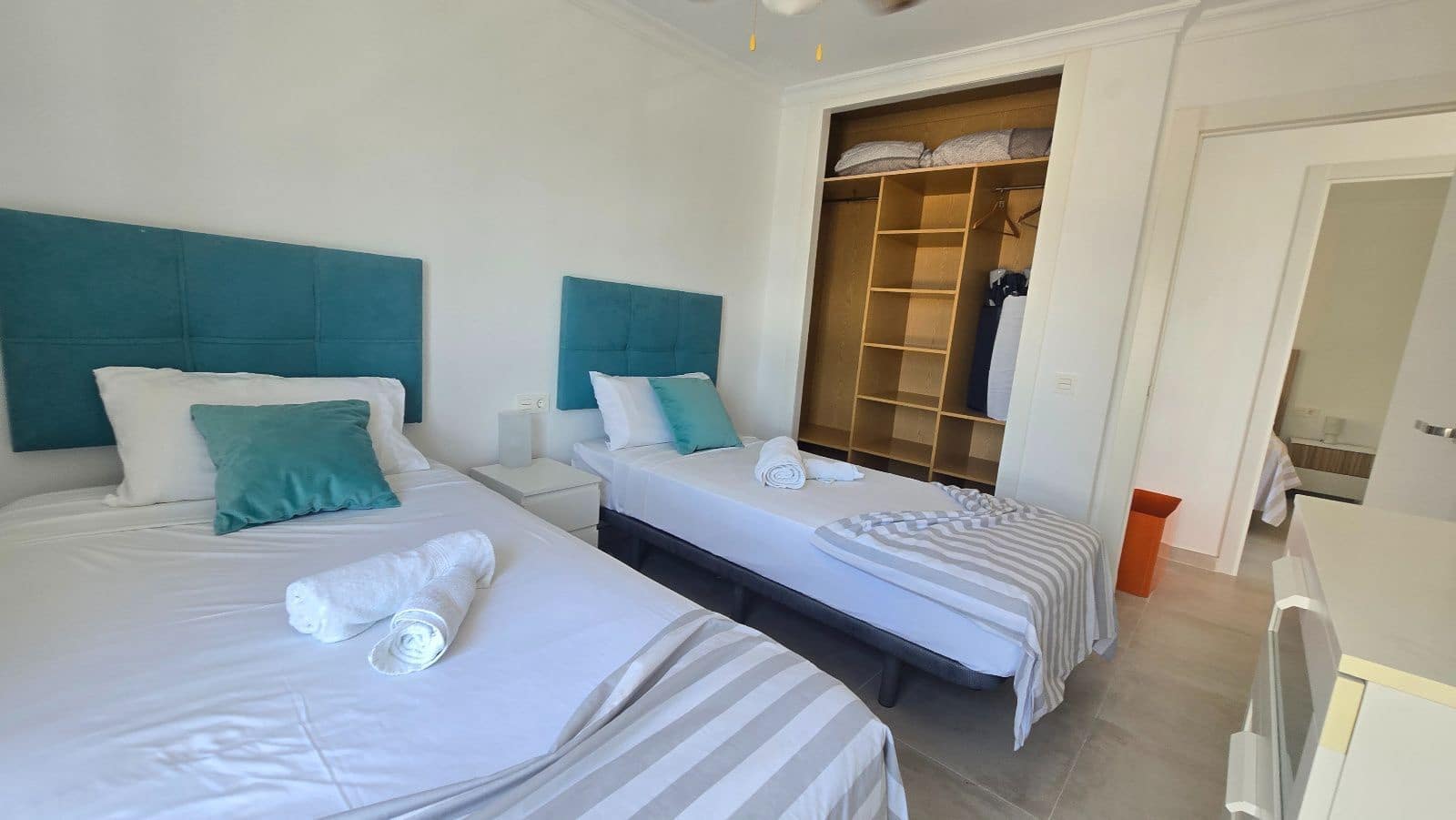 Apartamento de 2 habitaciones en Benalmádena en venta - 699.000 € (Ref: 10097845)