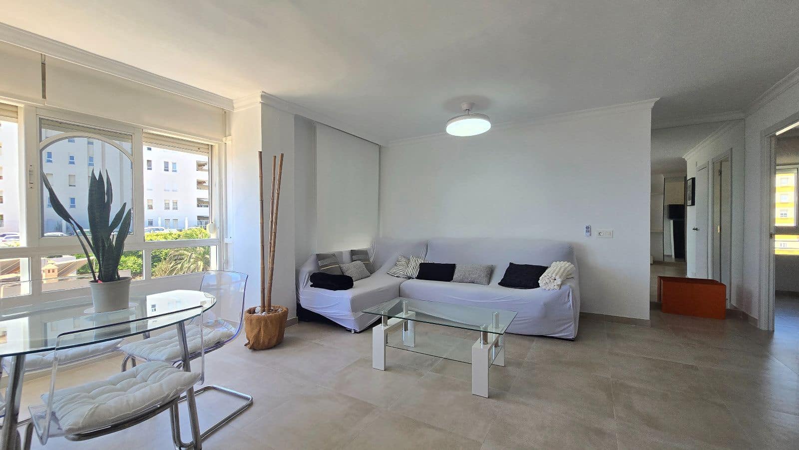 Apartamento de 2 habitaciones en Benalmádena en venta - 699.000 € (Ref: 10097845)
