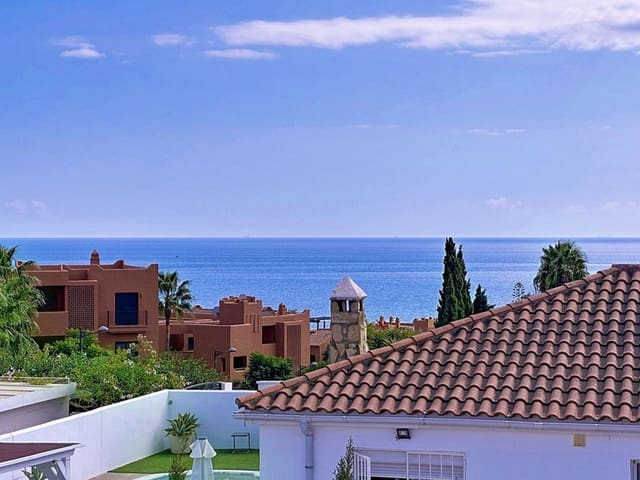 3 chambre Villa/Maison à vendre à Estepona - 599 000 € (Ref: 10097846)