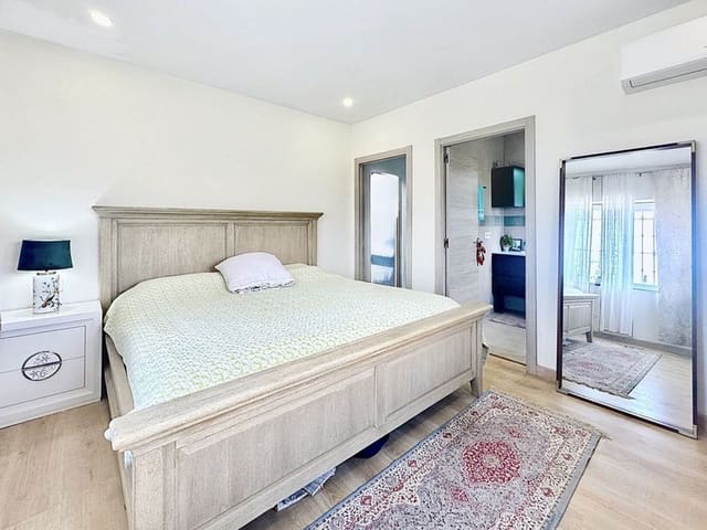 3 chambre Villa/Maison à vendre à Estepona - 599 000 € (Ref: 10097846)
