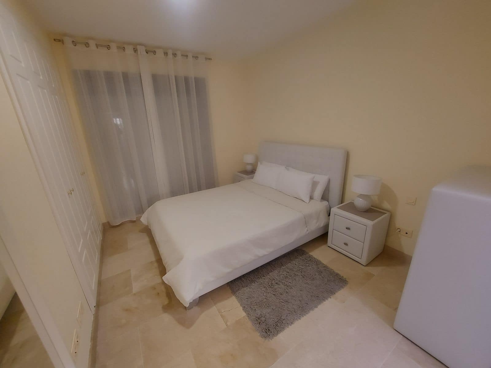 2 makuuhuone Kattohuoneisto myytävänä paikassa La Duquesa / Puerto de la Duquesa - 255 000 € (Ref: 10097847)
